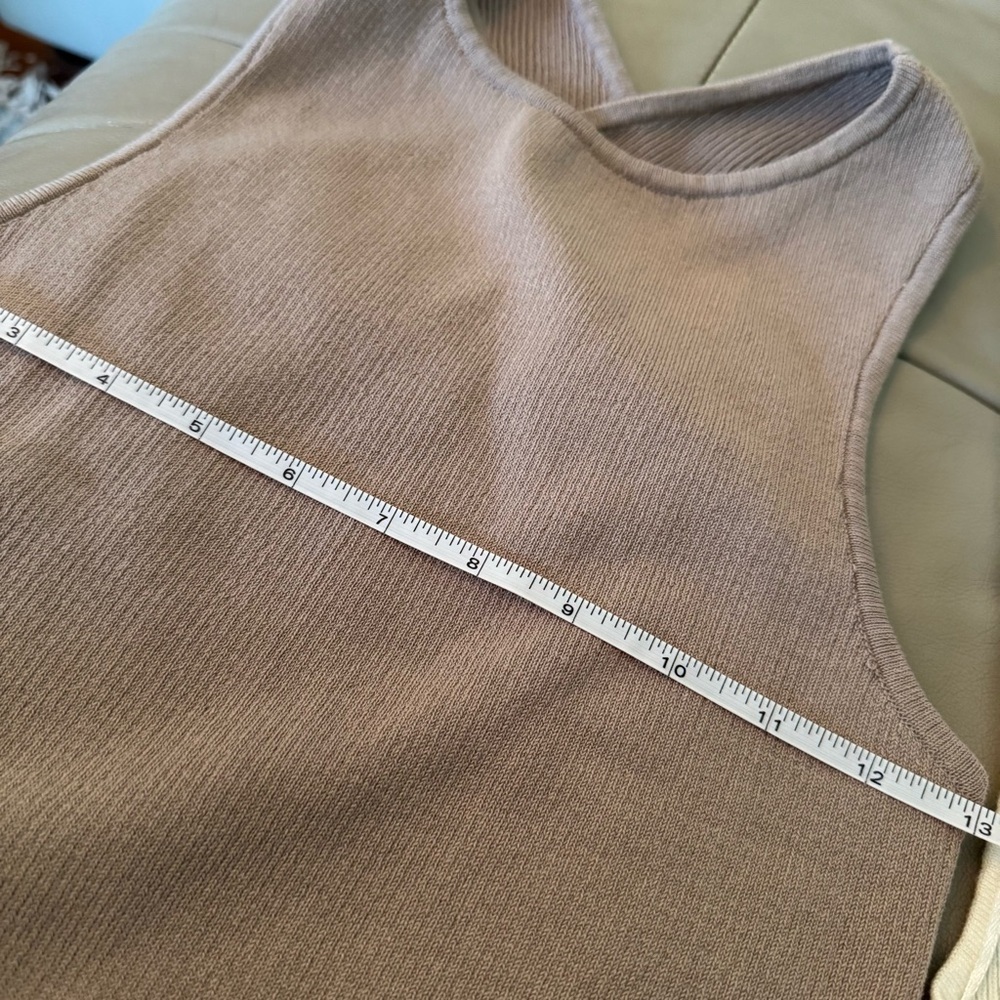 H&M Ribbed Tank Tops (2) - Brown & White with Back Cutout NWT - Picture 11 of 11